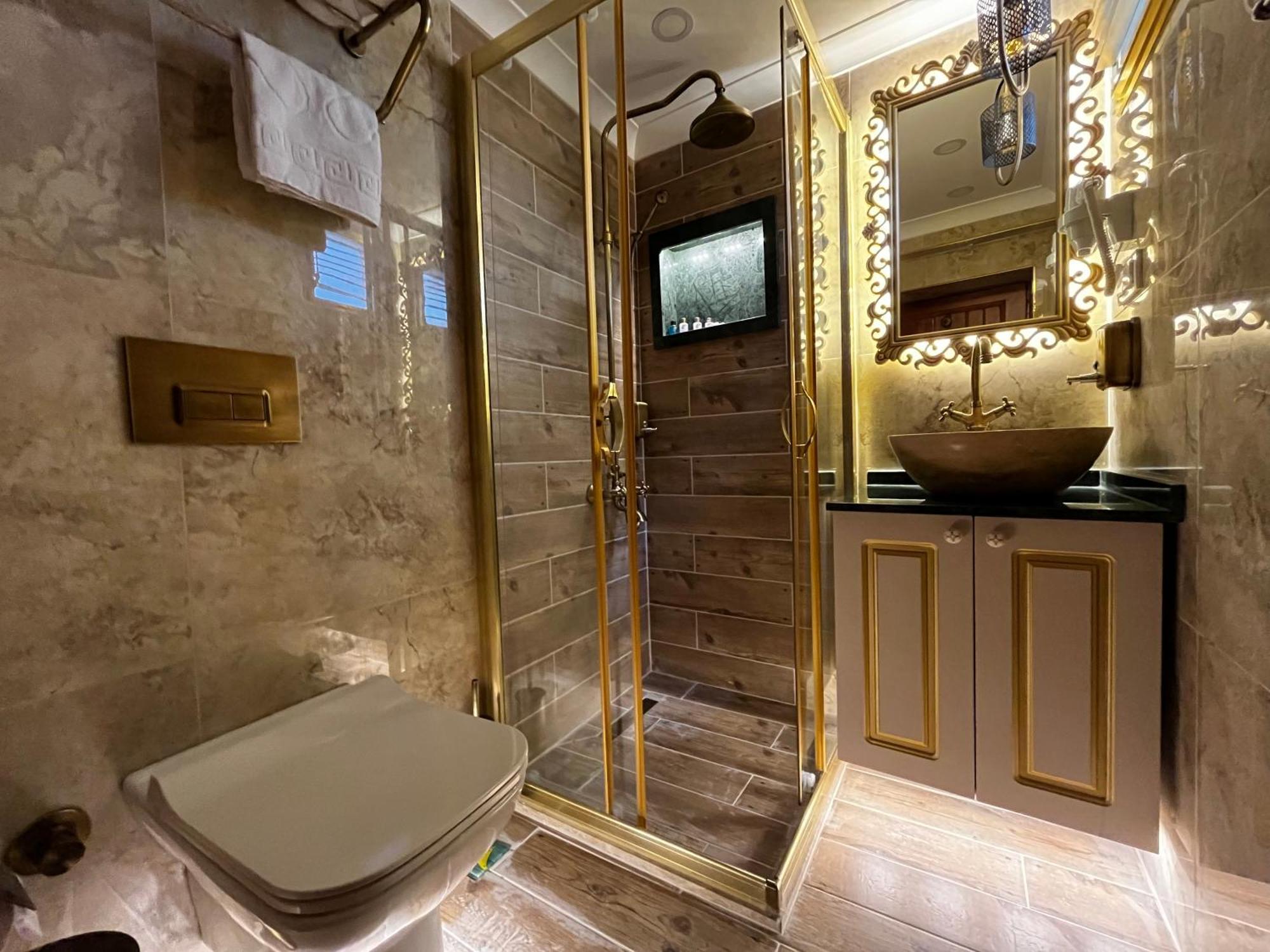Lily Mansion Apartment Истанбул Екстериор снимка
